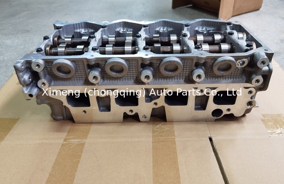 YD25 Kompletny zestaw głowicy cylindra 908510 AMC908510 11039-EC00A 11040-EC00A 11039-EB30A dla NISSAN 2.5L