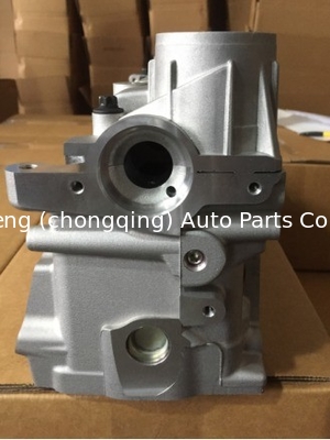 Kompletny Assy głowicy cylindra 030103374BL 030103063ET 030103353CS 032103353AB dla VW EA111 1,0 8V