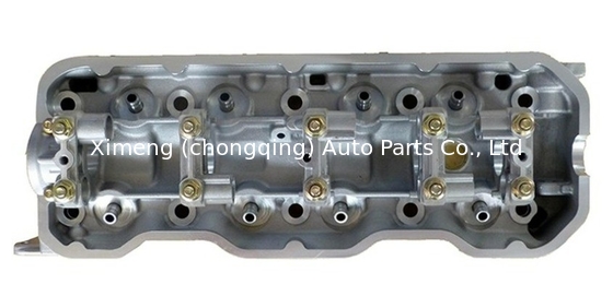4ZE1 Głowa cylindra 8-97129-630-0 8-97023-674-0 8-97129-640 8-97111-155-0 910511 910516 Dla ISUZU 2.6 SOHC