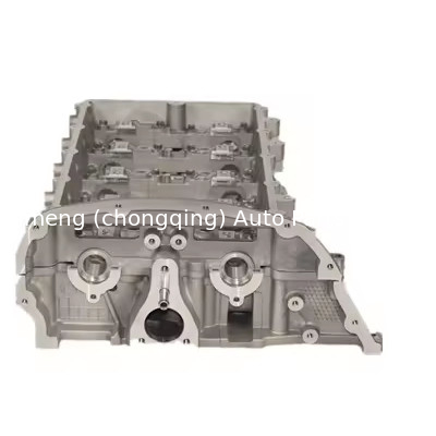 ZSD-424 Silnik L4 Głowa cylindra AMC908766 908766 1333272 1701911 YC15-6049-BD dla Ford Transit 2.4L FXFA