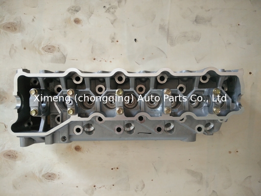 4M40/4M40T Głowa cylindra ME202620 ME202621 908514 AMC908514 dla Mitsubishi Pajero L200 2.8L