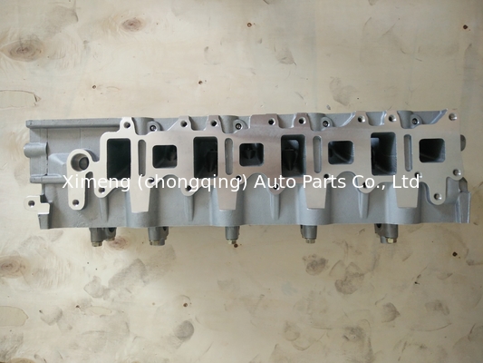 4M40/4M40T Głowa cylindra ME202620 ME202621 908514 AMC908514 dla Mitsubishi Pajero L200 2.8L