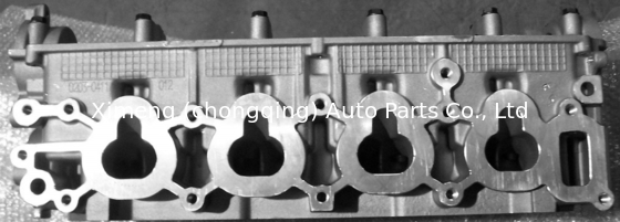 G13 G13B Głowa cylindra 11100-57B02 11100-52G01 11100-57B02 11100-71C01 dla Suzuki 474Q