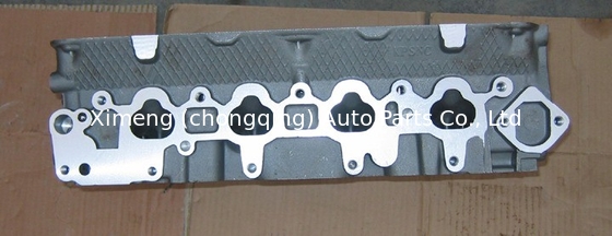 4G18 Głowa cylindra silnika MD-344154 WG1011101 MD344154 dla Mitsubishi 4G18 1,6L