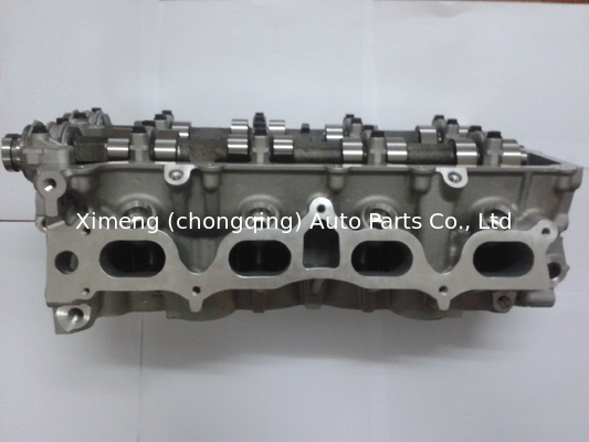Kompletny zestaw głowicy cylindra 11101-75240 11101-0C030 111010C030 11101 0C030 dla silnika Toyota 2.7L 16 zaworu 2TR-FE