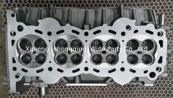 2TR-FE-EGR Głowa cylindra 11101-0C040 111010C040 11101-75200 11101-75240 11101-0C030 dla TOYOTY 2,7L