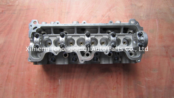 X17D 4EE1 Głowa cylindra 5607008 6607038 5607060 908027 607044 5607008 6607038 Dla Opel ISUZU