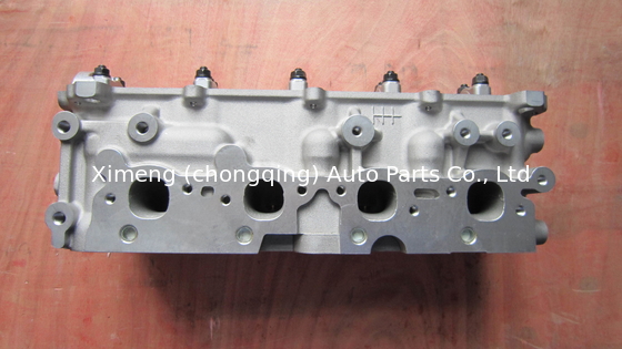 X17D 4EE1 Głowa cylindra 5607008 6607038 5607060 908027 607044 5607008 6607038 Dla Opel ISUZU