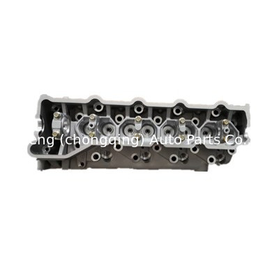4M40 Głowa cylindra silnika ME202621 AMC908515 dla MITSUBISHI Montero GLX GLS Pajero