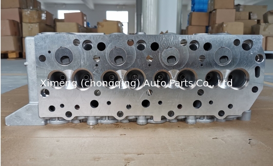 4D56 Kompletny zestaw głowicy cylindra AMC908513 22100-42200 22100-42421 dla Mitsubishi HYUNDAI H100/H1 D4BA D4BH