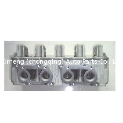 F8A 462Q Głowa cylindra silnika 11100-84300 11110-84301 SJ20/LJ80 dla Suzuki Jimny carry