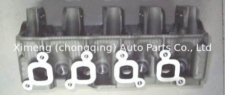 F8A 462Q Głowa cylindra silnika 11100-84300 11110-84301 SJ20/LJ80 dla Suzuki Jimny carry