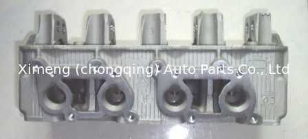 F8A 462Q Głowa cylindra silnika 11100-84300 11110-84301 SJ20/LJ80 dla Suzuki Jimny carry