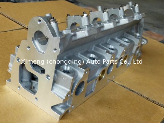Peugeot 405 1.8 CNG 8V Głowa cylindra silnika K911841548A K911841498A Dla Peugeot 1.8TD